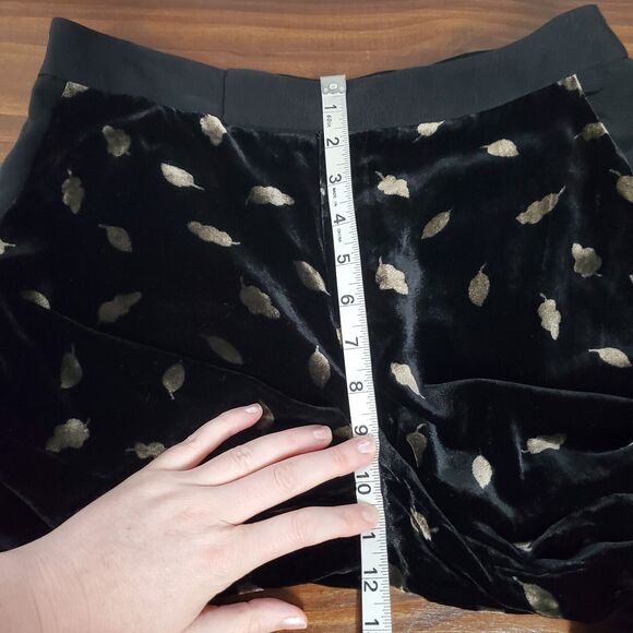 Anthropologie Elevenses Ultra Wide Leg Velvet Silk Pants Women's 6 Black Leaf - Picture 8 of 12